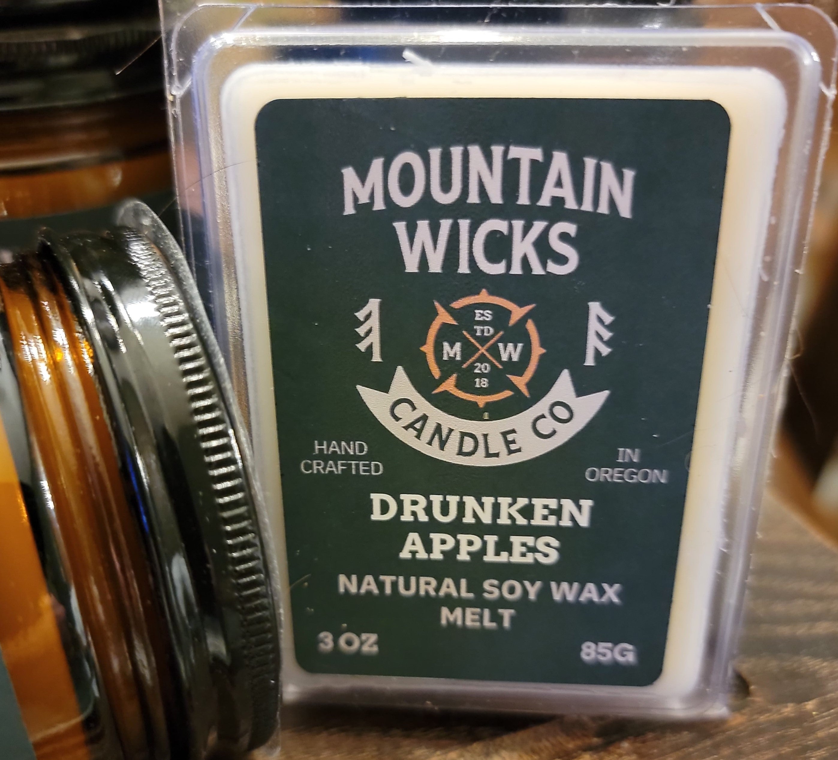 Mountain Wicks - SOY WAX -DRUNKEN APPLES